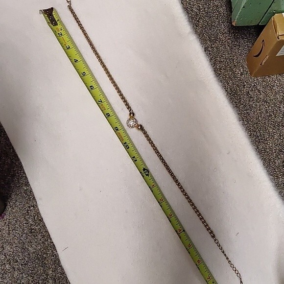 Vintage Goldtone and Rhinestone Necklace - Picture 7 of 7